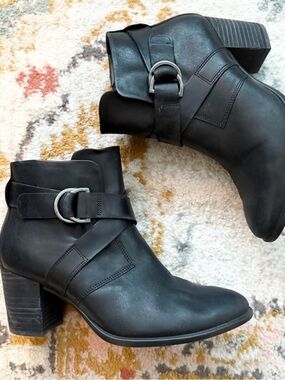 ECCO Shape 55 Black Leather Boots Buckle Booties Mid Cut With Zip